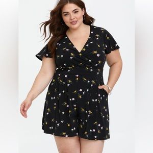 TORRID | Summer Button up Shorts Jumpsuit 3x